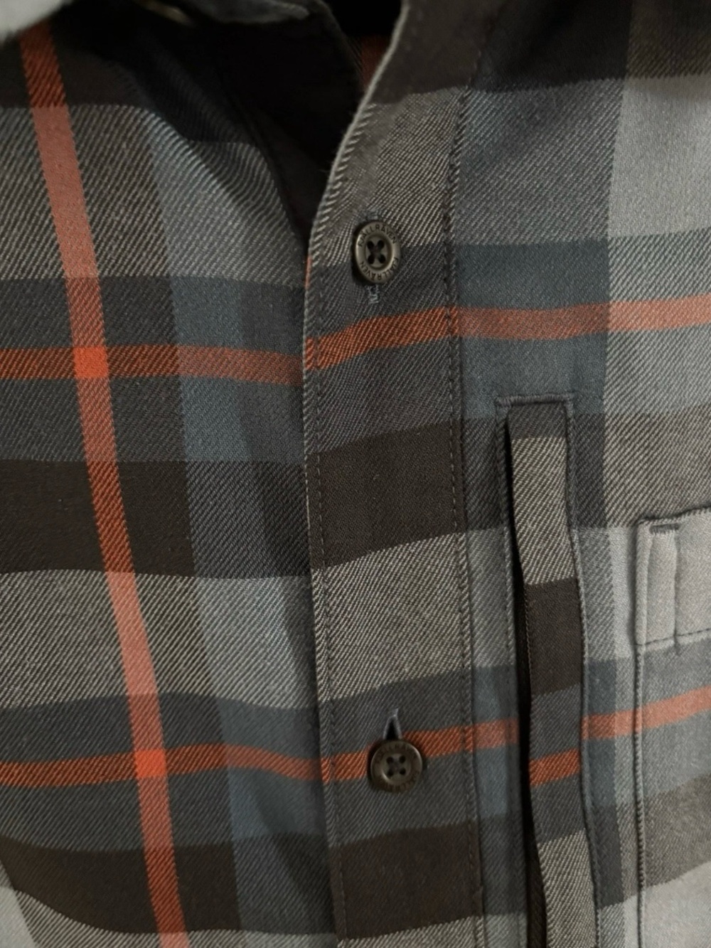 Fjallraven Fjallglim Shirt
Mens XL Plaid Button down
Roll Sleeve Outdoor
Hiking - Picture 5 of 11